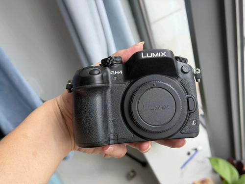 Panasonic lumix gh4 - panasonic,